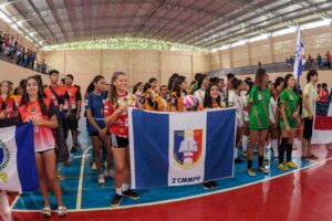 Atletas de escolas públicas e particulares disputam seletiva em Presidente Figueiredo