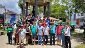 Representantes de movimentos sociais, partidos e entidades debatem o acesso à água no Amazonas (Foto: Divulgação)